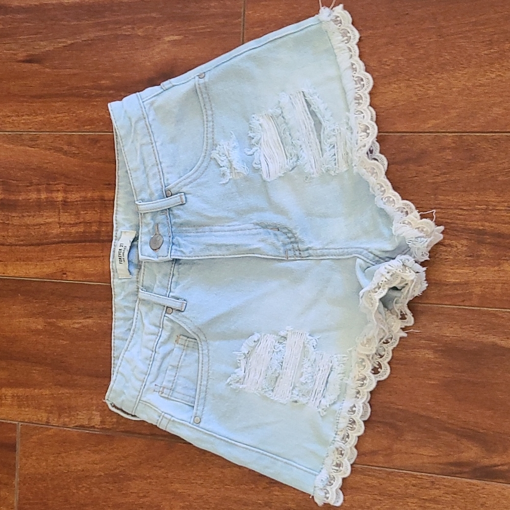 Forever 21 Denim Short in Size 27